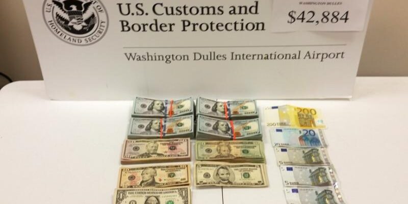 airport money seizure, airport cash seizure by Customs, currency seizure at the airport